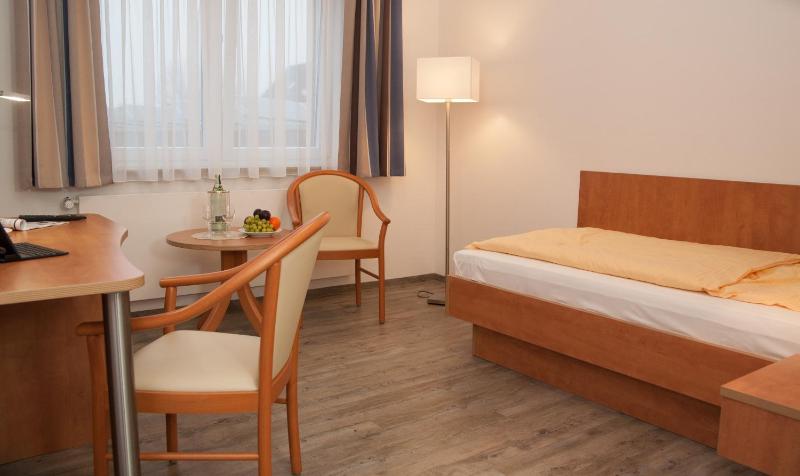 Superior Single Room image 2