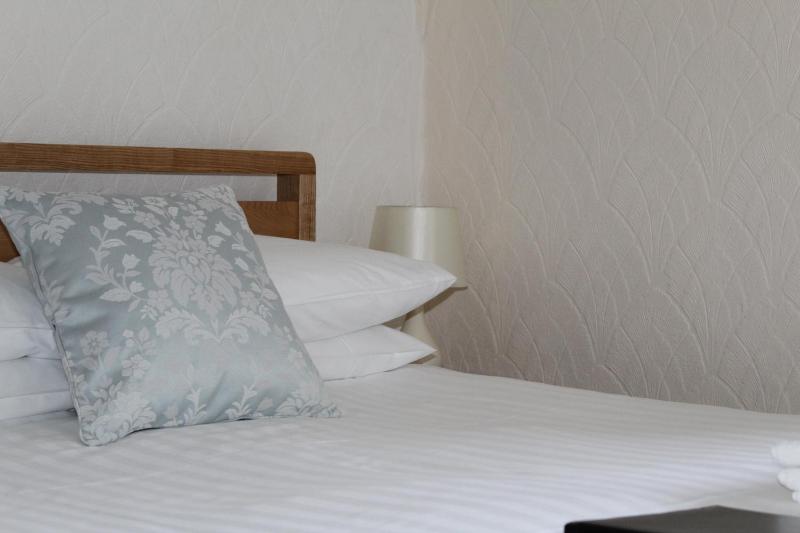 Small Double Room with Lake View image 1