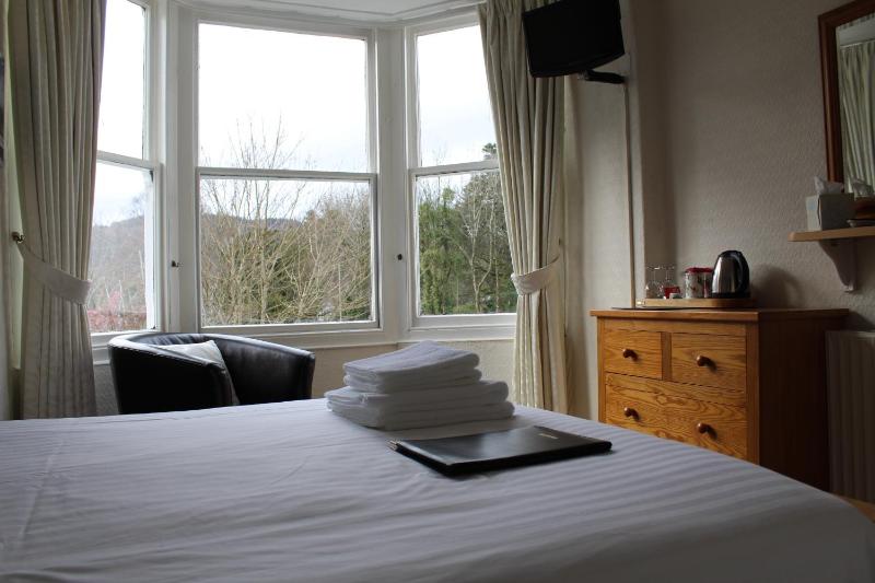 Classic Double Room with Lake view image 2