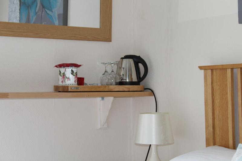 Standard Double Room with Lake View image 2