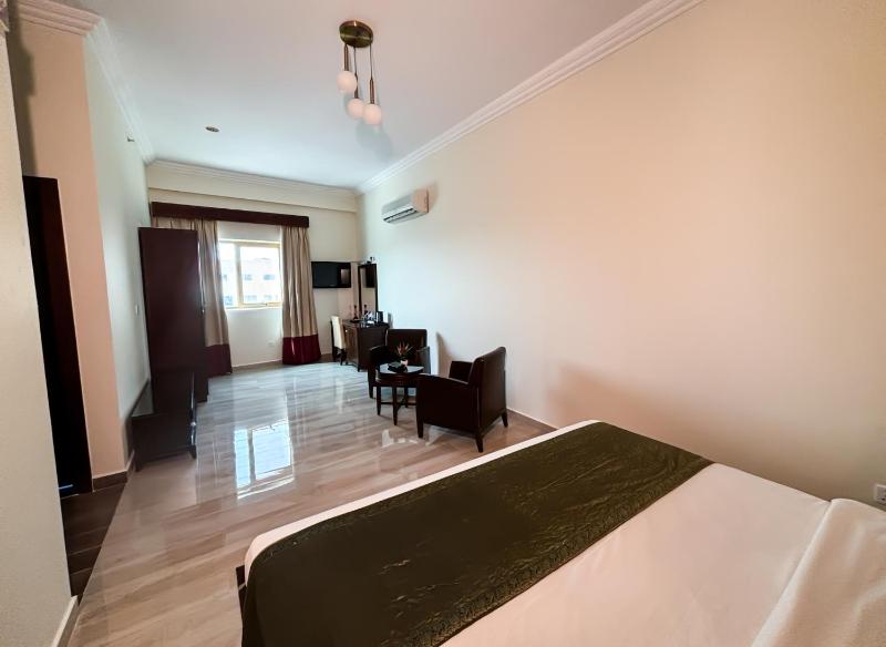 Superior Double Room image 4