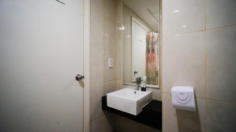 Strategic and Spacious 2BR Apartment at Trillium Residence By Travelio - image 4