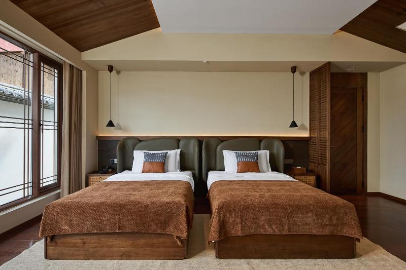 ARULA J Hotel - image 38
