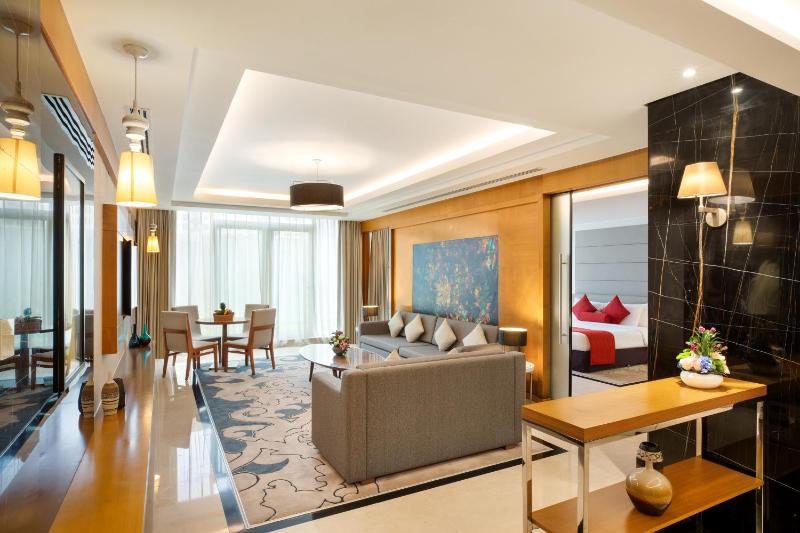 Presidential Suite image 3