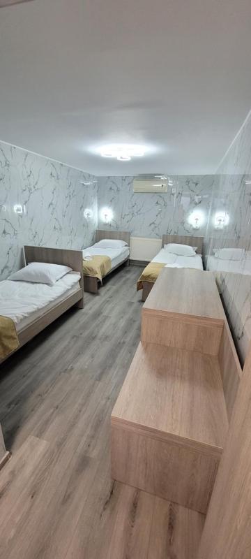 Comfort Triple Room with Shower image 1