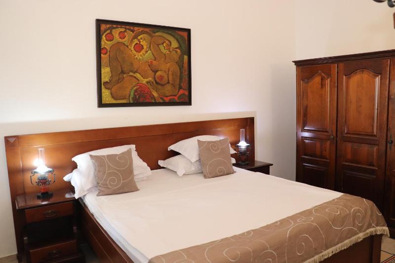 Standard Double Room image 4