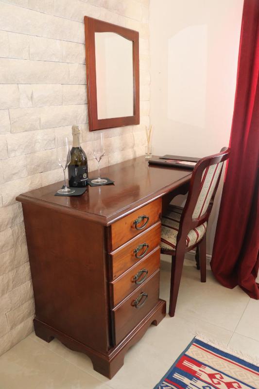 Standard Double Room image 2