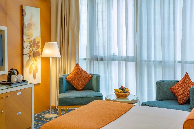 Superior Twin Room image 4