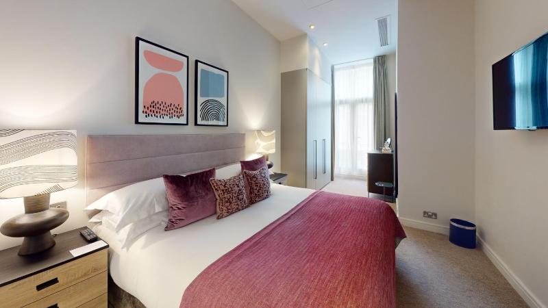 Superior Two Bedroom Apartment  image 3