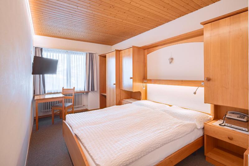 Double Room image 1