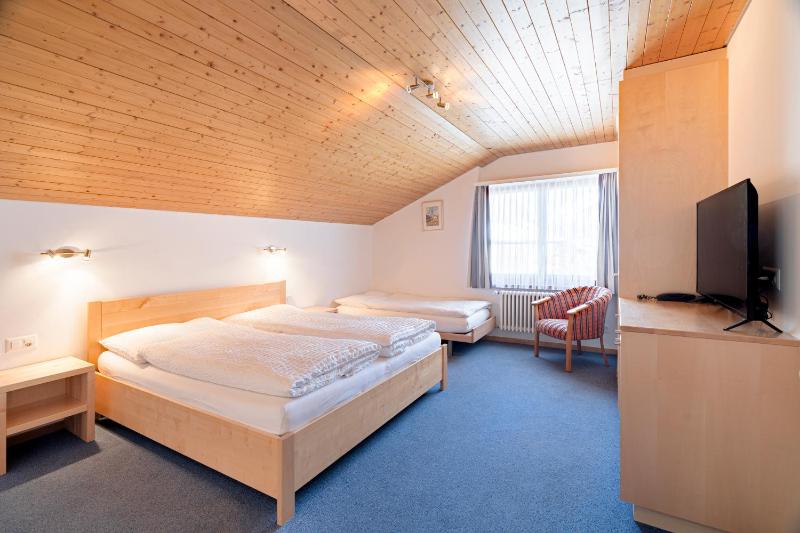 Triple Room image 4