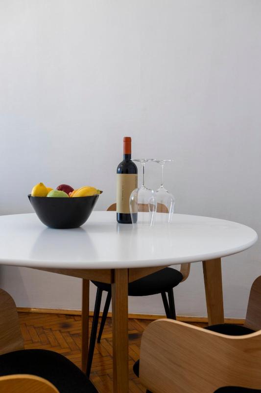 Black & White Delight - image 5