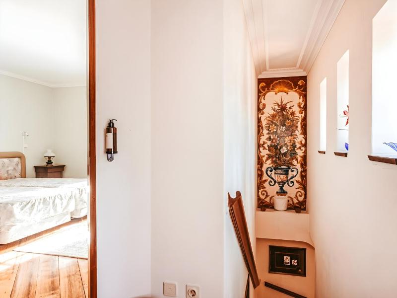 Oliveira's House By Gt House - image 15