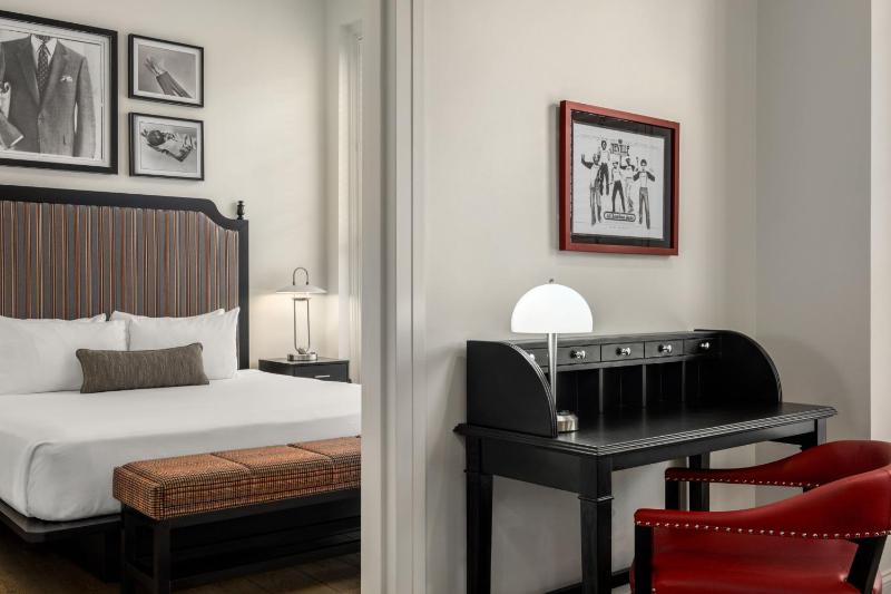 Rubenstein Hotel in New Orleans - image 3