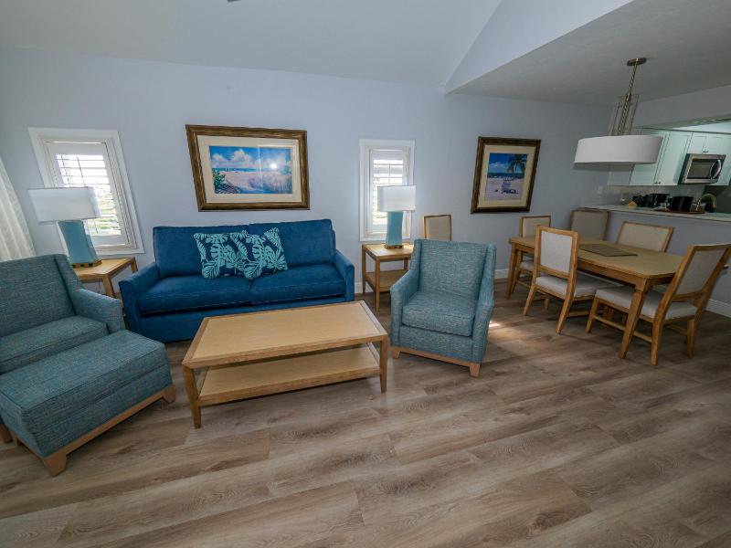Shell Island Beach Club - image 24