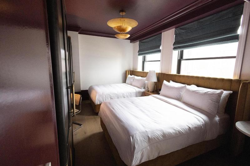 Fidelity Hotel - image 26