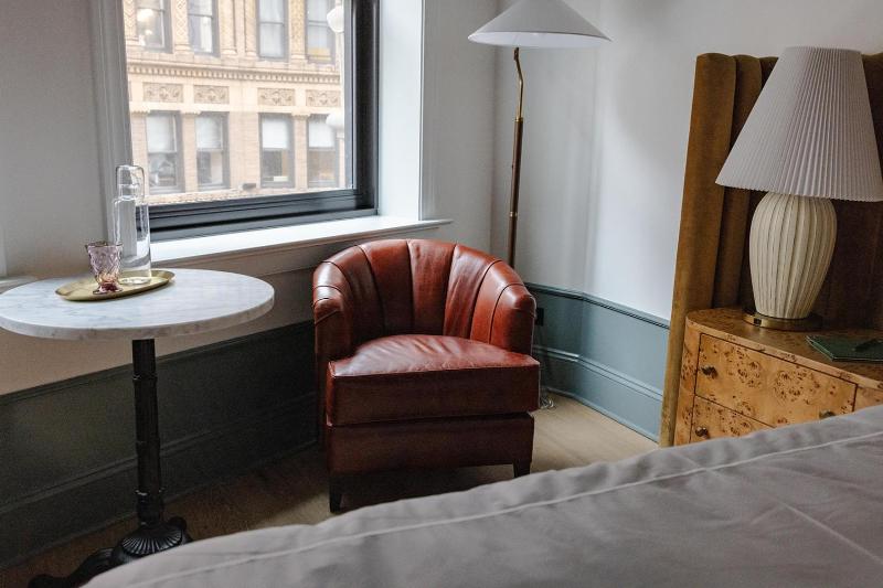 Fidelity Hotel - image 19