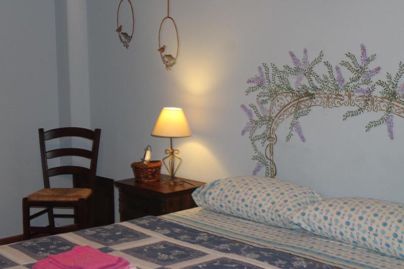 Large Double Room image 4