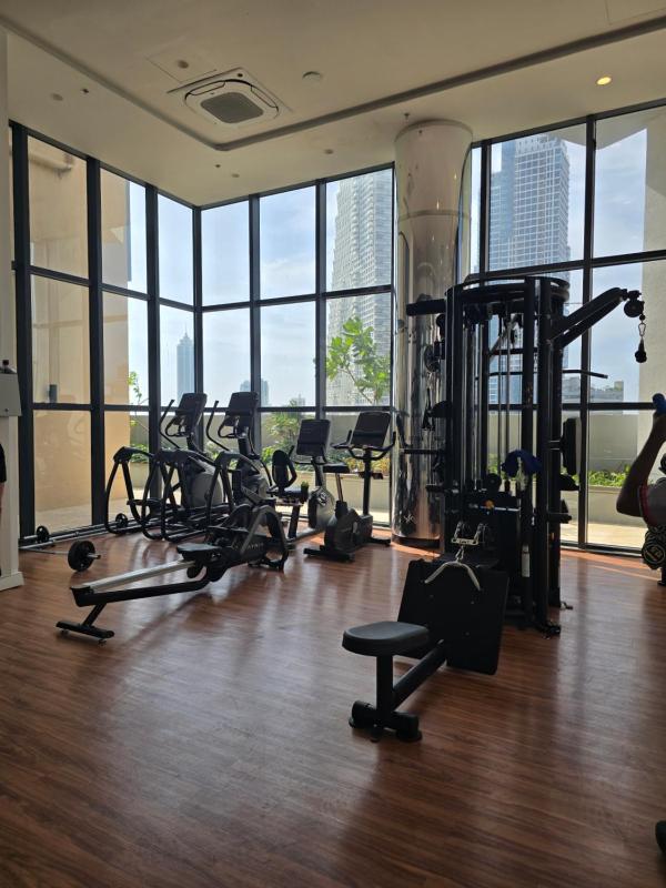 41st Floor TRIZEN Smart Luxury Apartment with sea view and portcity view - image 8