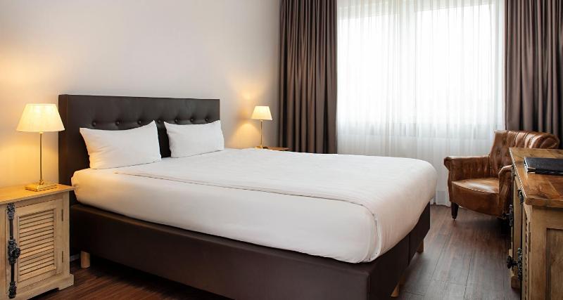 Superior Double Room image 1