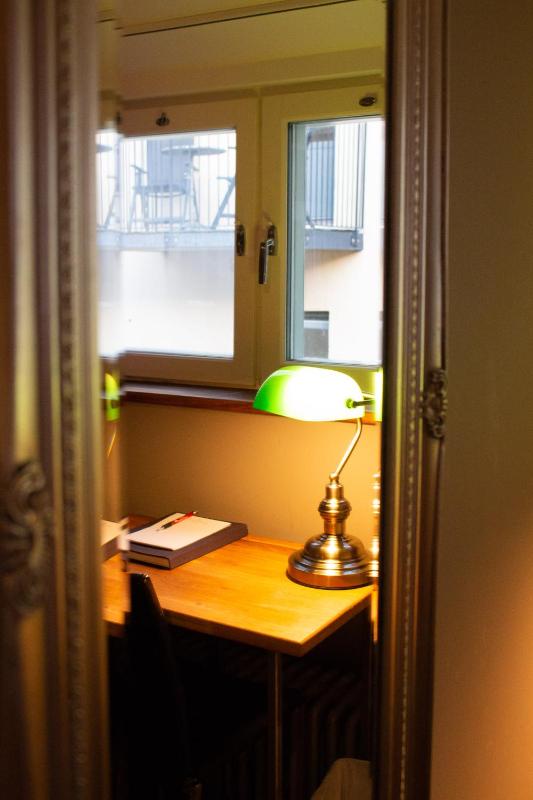 Standard Single Room image 4