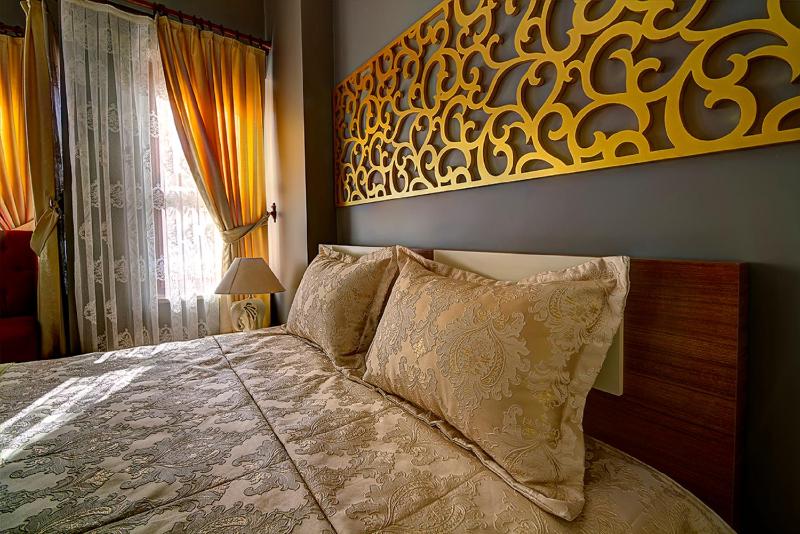 Million Old City Apartment - image 11