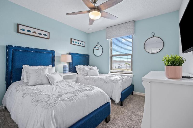 Beautiful 5 Star Townhome with Private Pool on Windsor at Westside Orlando Townhome 5397 - image 6
