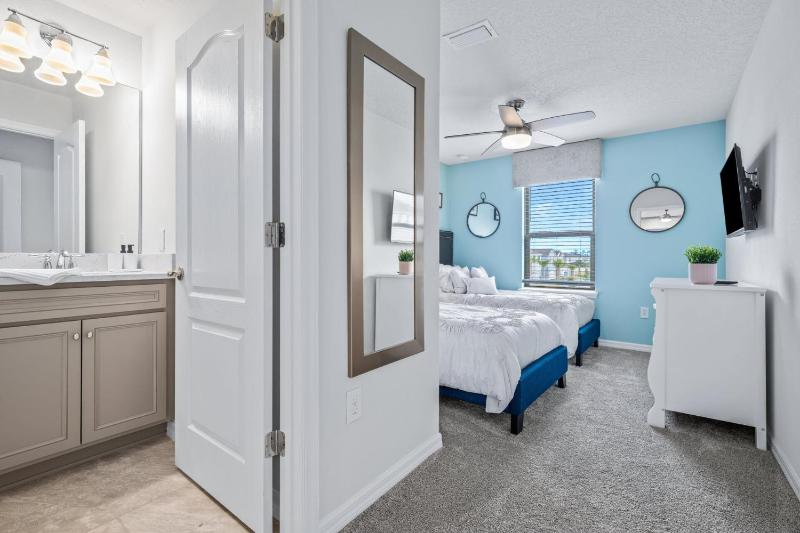 Beautiful 5 Star Townhome with Private Pool on Windsor at Westside Orlando Townhome 5397 - image 17