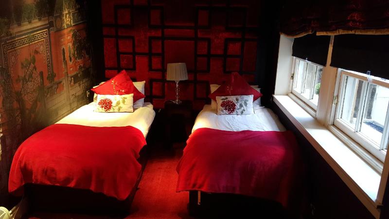 Superior Double Room image 1