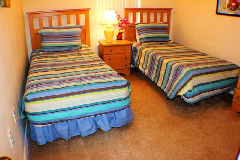 5-Star Orlando Townhome 6423 - Resort Amenities Near Disney - image 7