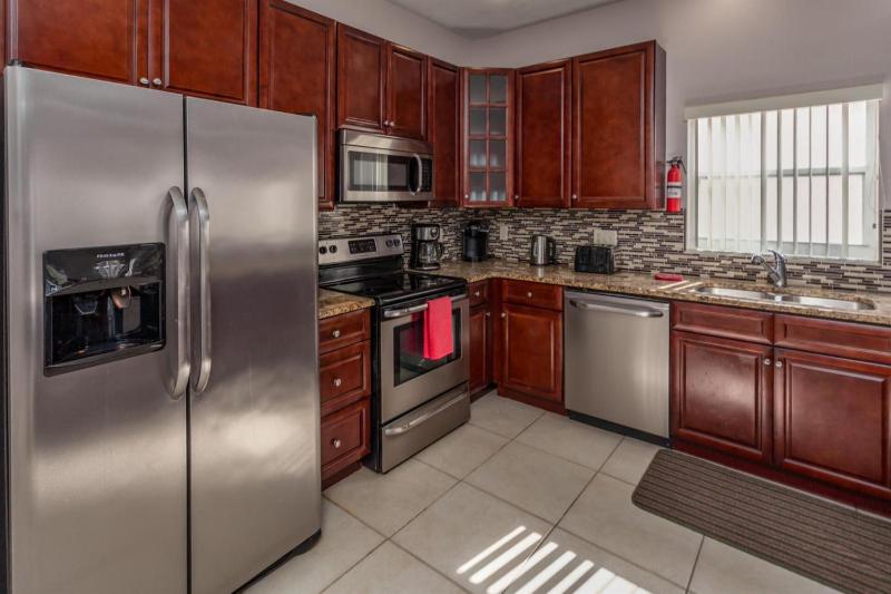Orlando Villa 6441: Spacious 6BR Pool Home Near Disney - image 11
