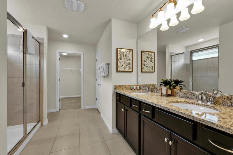 Orlando Villa 6468 - Luxury Pool Home at Windsor Island - image 38