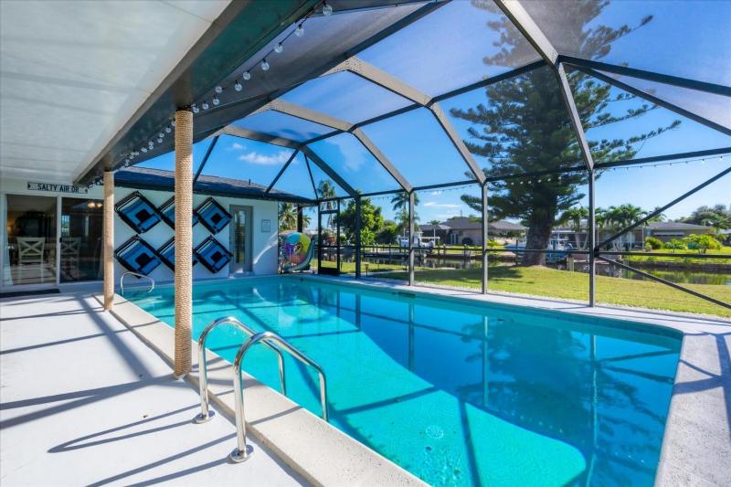 Cape Coral Villa 1002: Private Pool Canal Access - image 18