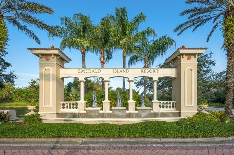 Luxury Villa with private Pool Emerald Island Resort Orlando Villa 5074 - image 12