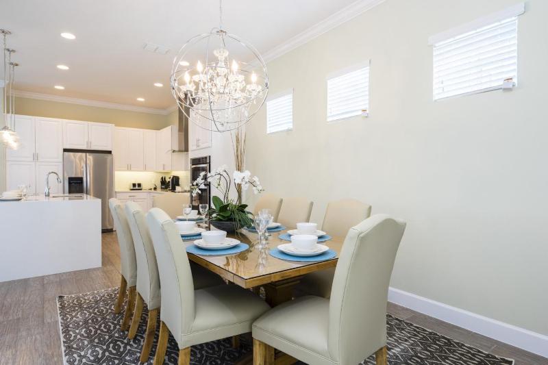 Perfect 5 Bedroom Villa on Reunion Resort and Spa Orlando Villa 5145 - image 3