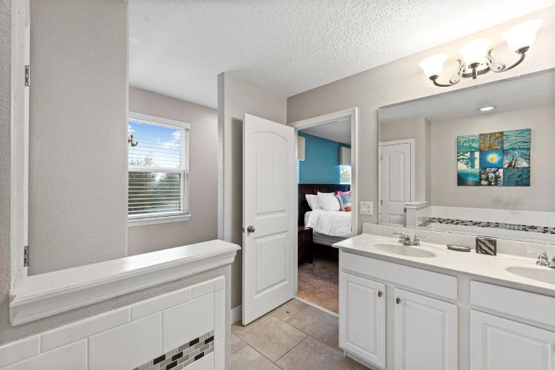 Beautiful 5 Star Villa with Private Pool on the Prestigious Solterra Resort Orlando Villa 5720 - image 28