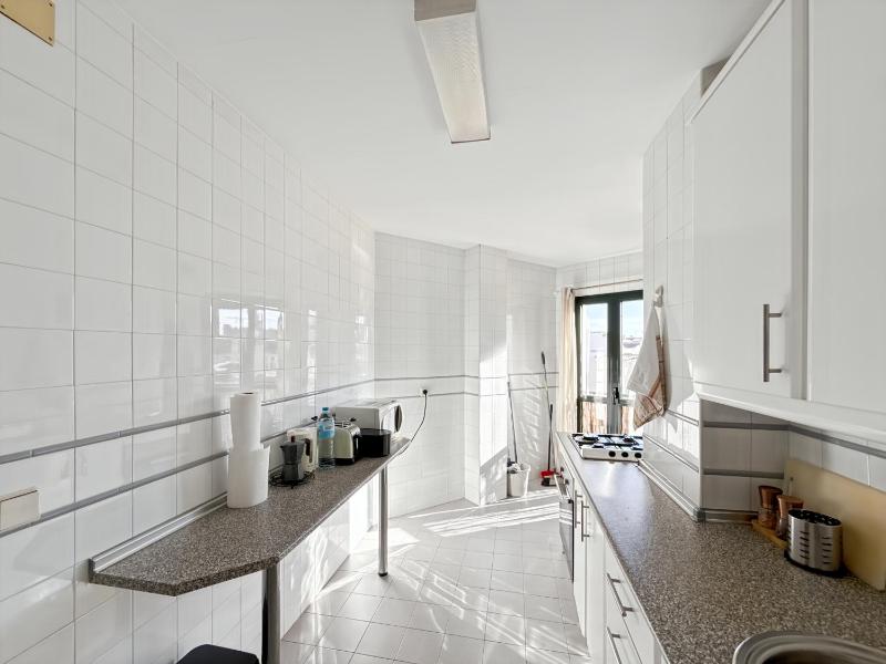 Exclusive Malaga Apartments with Cathedral Views and Auto Check-in - image 4