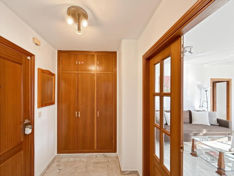 Exclusive Malaga Apartments with Cathedral Views and Auto Check-in - image 15