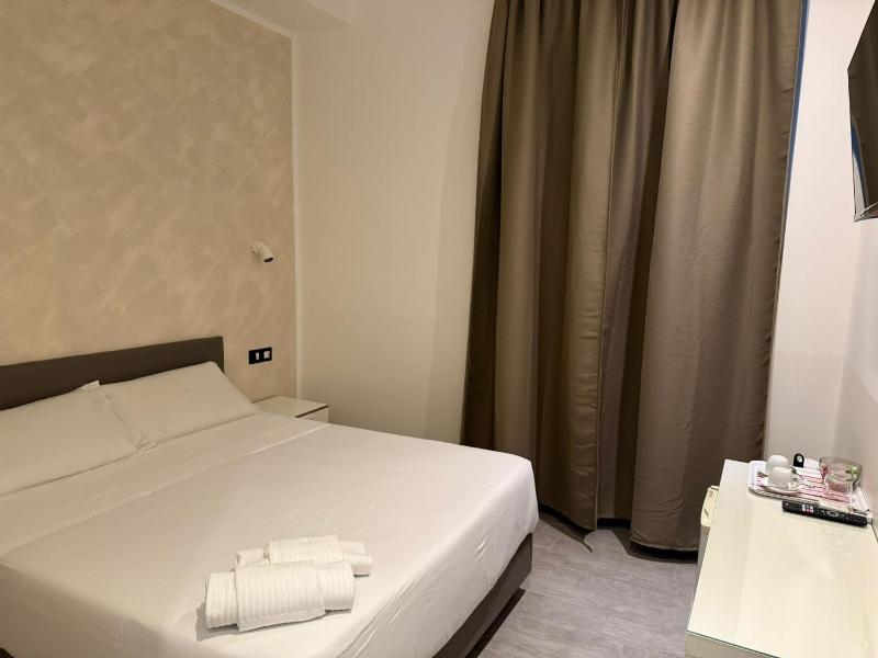 Deluxe Room image 1