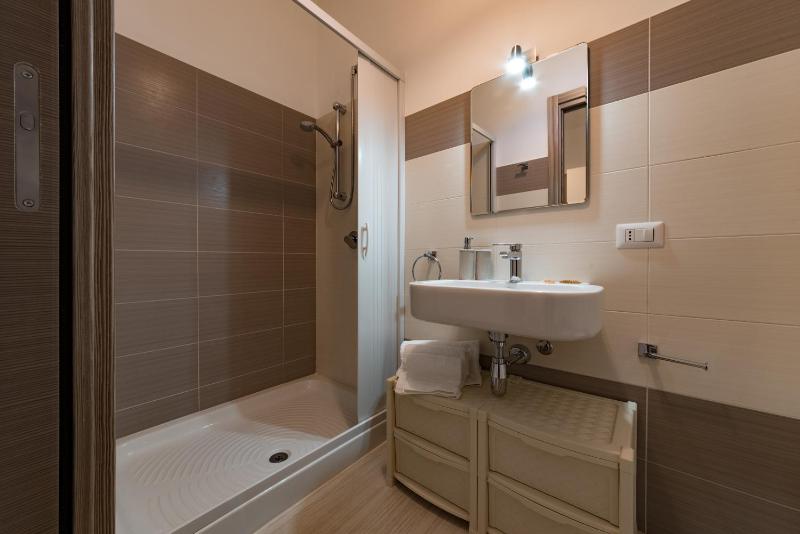 BluSide Home & Suite - image 10