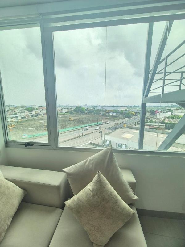 Dpto cerca de Aeropuerto con piscina y zona de trabajo - image 9