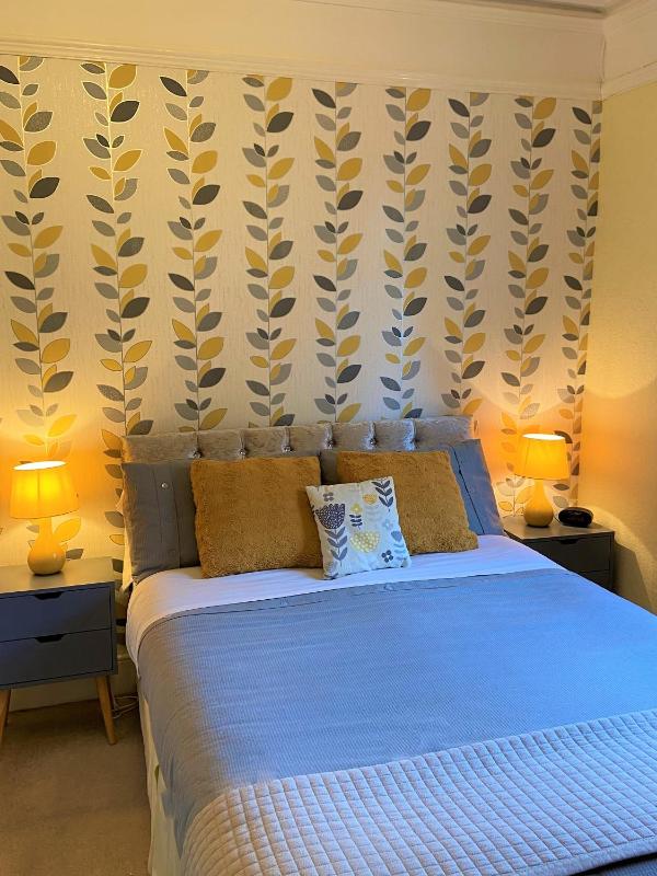 Double Room with Private Bathroom image 3