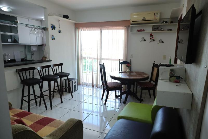 Loft c varanda e localizacao ideal a 650m da praia - image 22