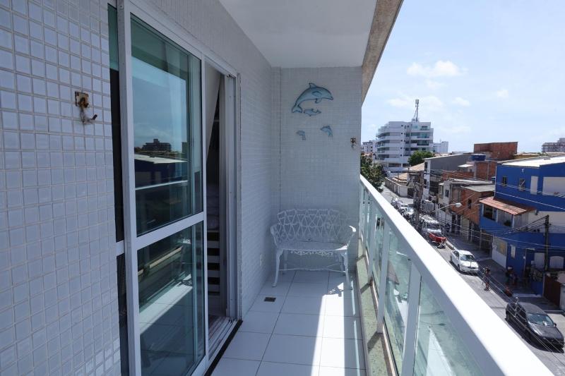 Loft c varanda e localizacao ideal a 650m da praia - image 19