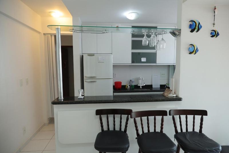 Loft c varanda e localizacao ideal a 650m da praia - image 5