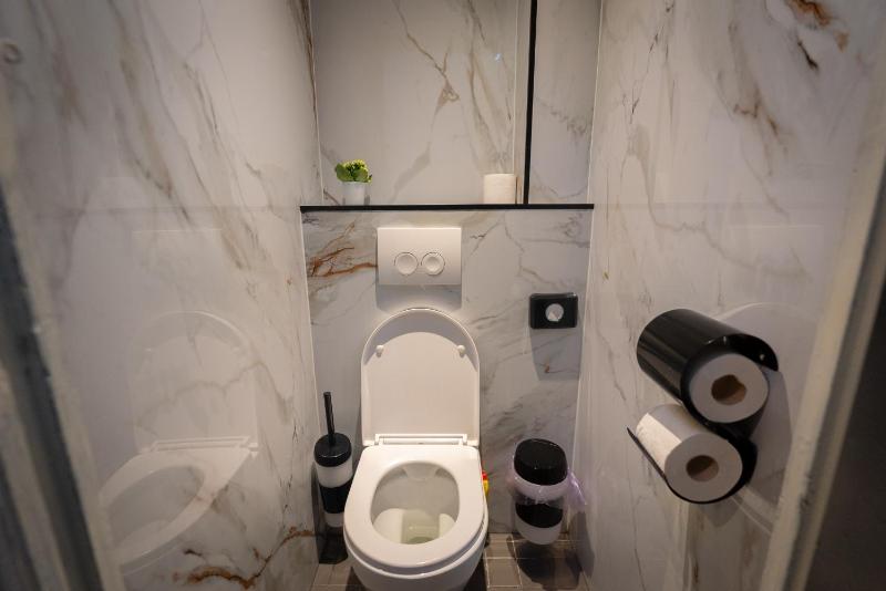 Quadruple Room with Private Bathroom image 2