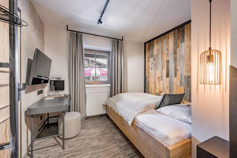 Single Room image 1