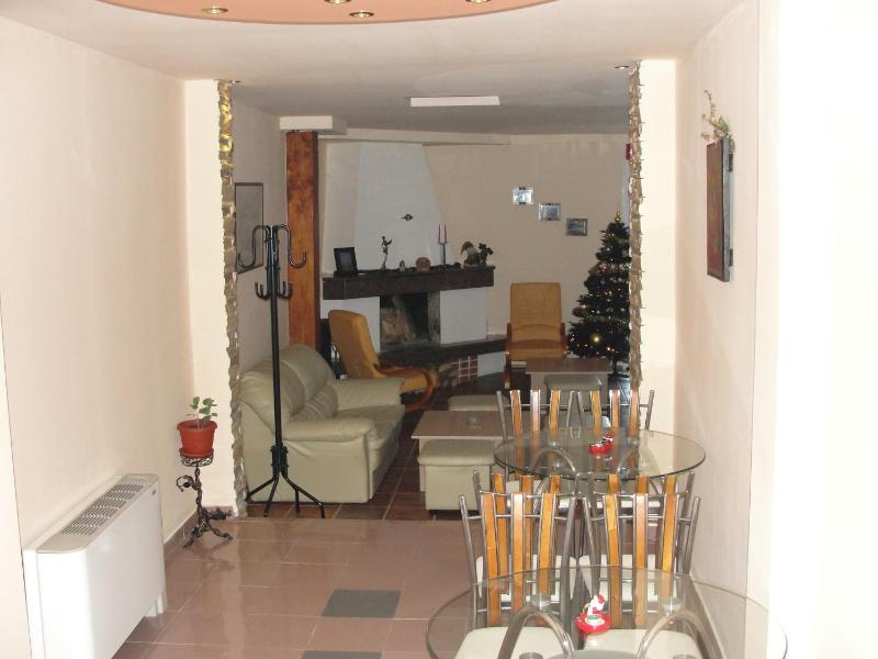 Zasheva Kushta Guesthouse - image 19