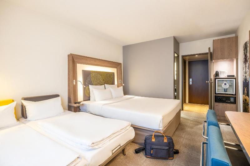 Premium Superior Room with 1 Double Bed and Sofa image 2