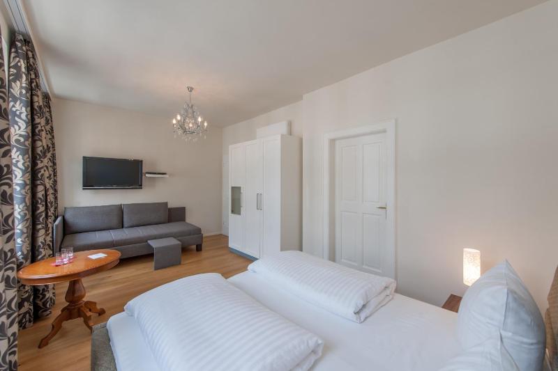 Double Room - Residence (Annex) image 1